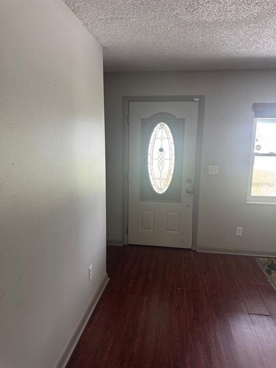 En Venta: $259,900 (3 camas, 3 baños, 1729 Pies cuadrados)