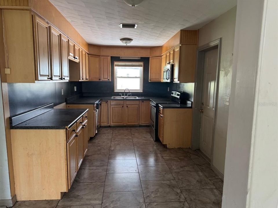 En Venta: $259,900 (3 camas, 3 baños, 1729 Pies cuadrados)