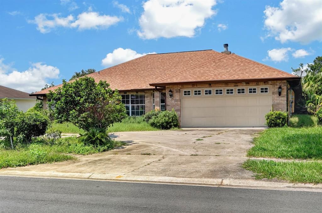 For Sale: $225,000 (3 beds, 2 baths, 2342 Square Feet)