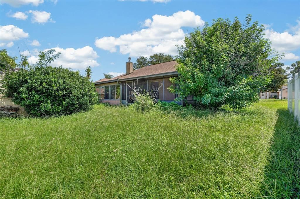 For Sale: $225,000 (3 beds, 2 baths, 2342 Square Feet)