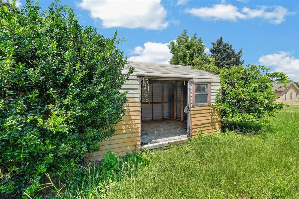 For Sale: $225,000 (3 beds, 2 baths, 2342 Square Feet)