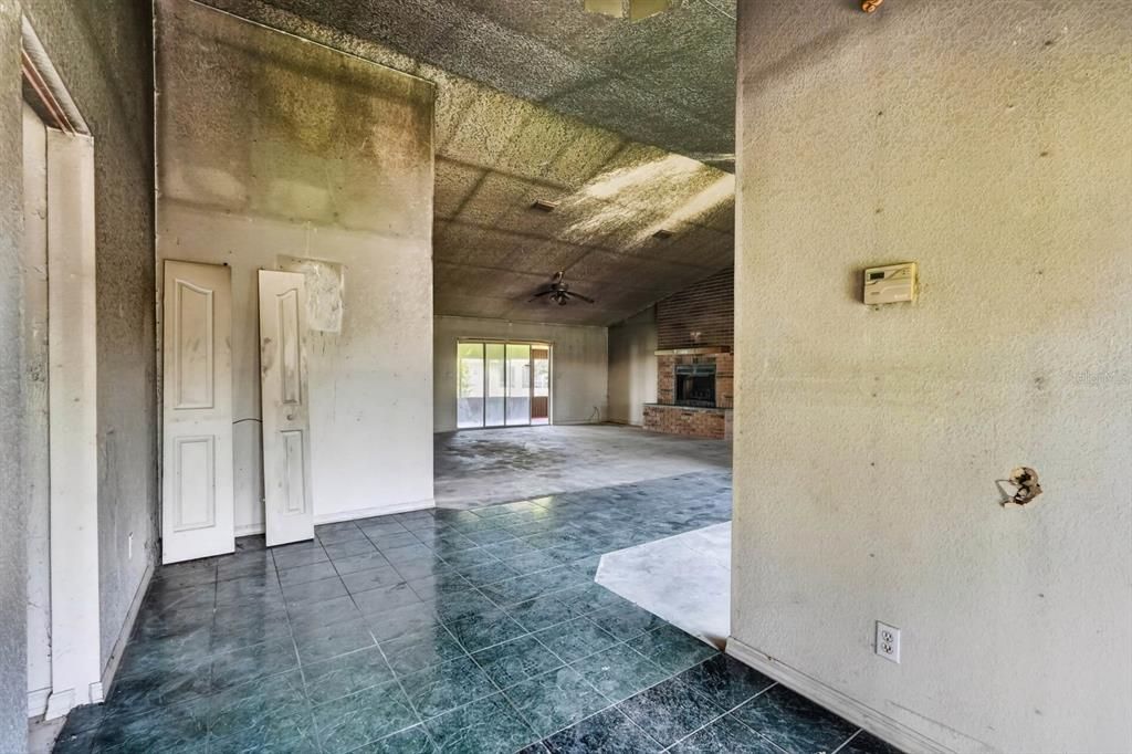 For Sale: $225,000 (3 beds, 2 baths, 2342 Square Feet)