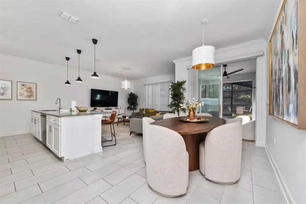 For Sale: $449,900 (4 beds, 3 baths, 1902 Square Feet)