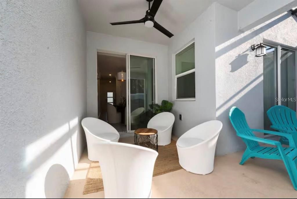 For Sale: $449,900 (4 beds, 3 baths, 1902 Square Feet)