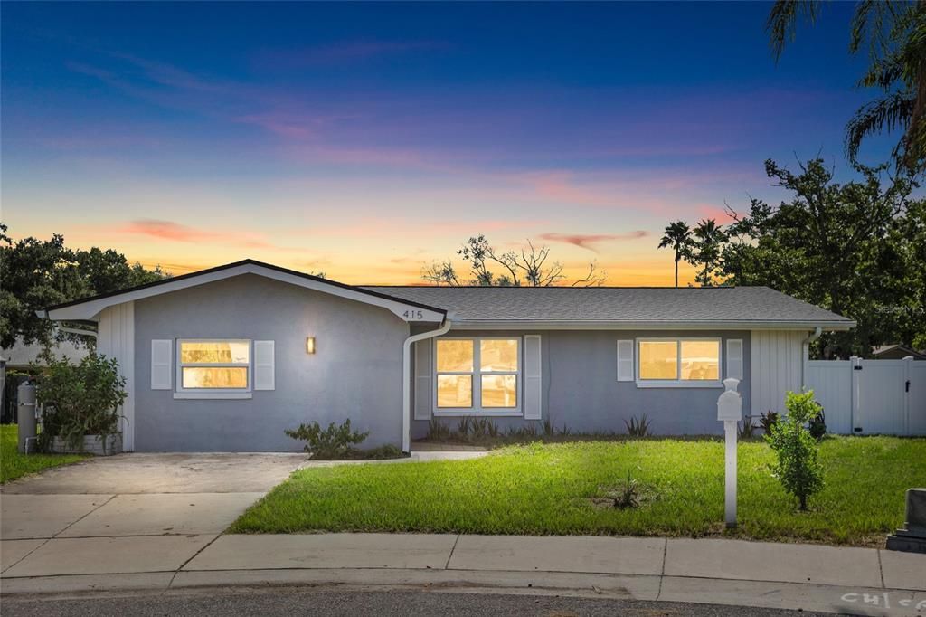 For Sale: $349,900 (3 beds, 1 baths, 1583 Square Feet)