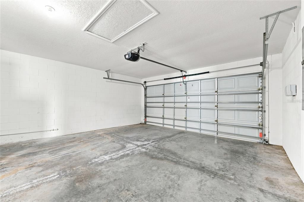 For Rent: $2,695 (3 beds, 2 baths, 1579 Square Feet)