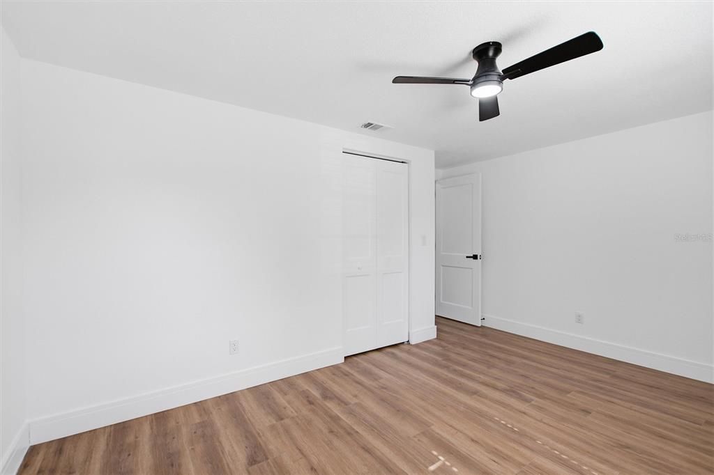 For Sale: $369,000 (3 beds, 2 baths, 1176 Square Feet)