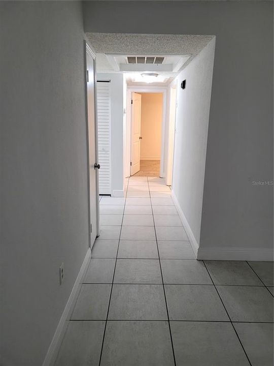 En Renta: $2,395 (4 camas, 2 baños, 1720 Pies cuadrados)