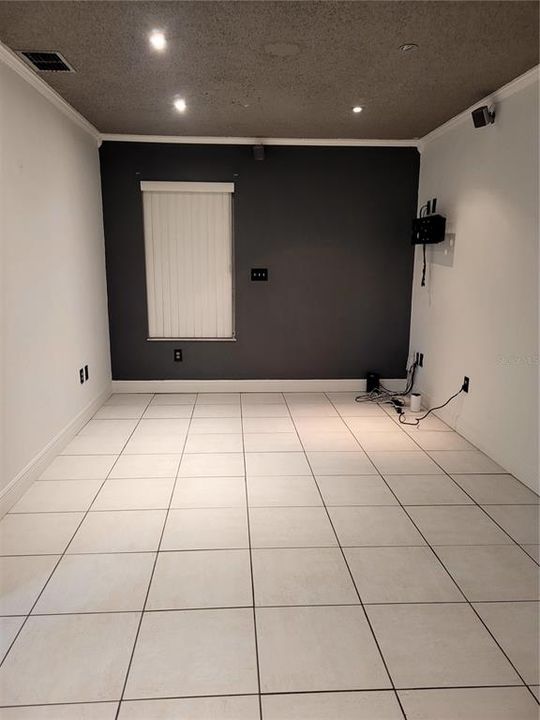 En Renta: $2,395 (4 camas, 2 baños, 1720 Pies cuadrados)