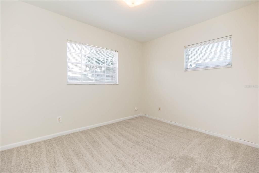 For Sale: $379,900 (3 beds, 2 baths, 1209 Square Feet)