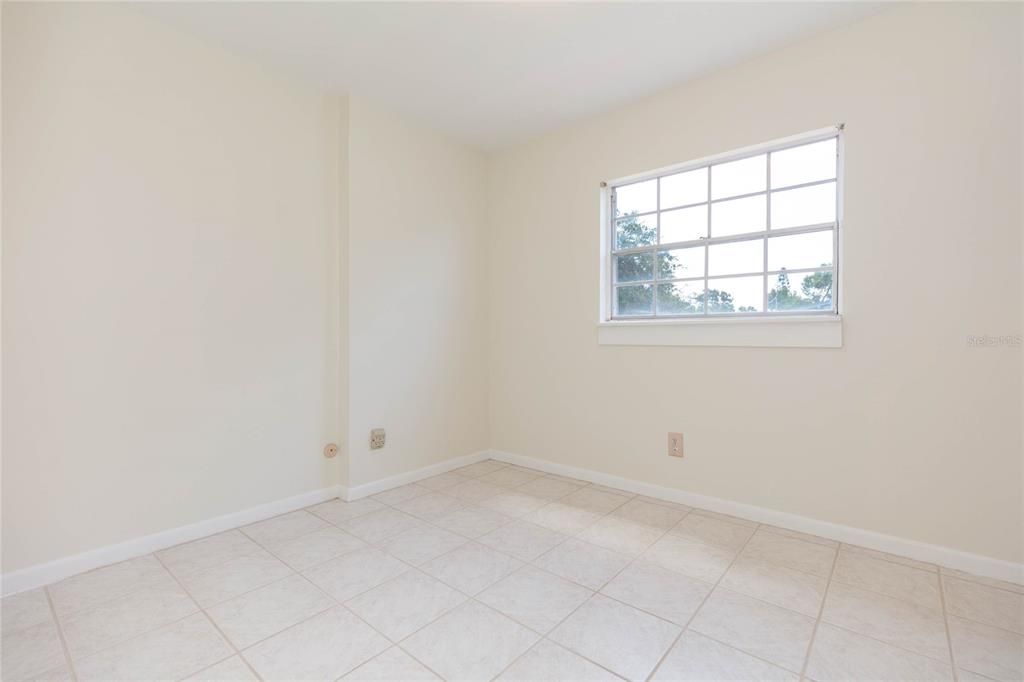 For Sale: $379,900 (3 beds, 2 baths, 1209 Square Feet)