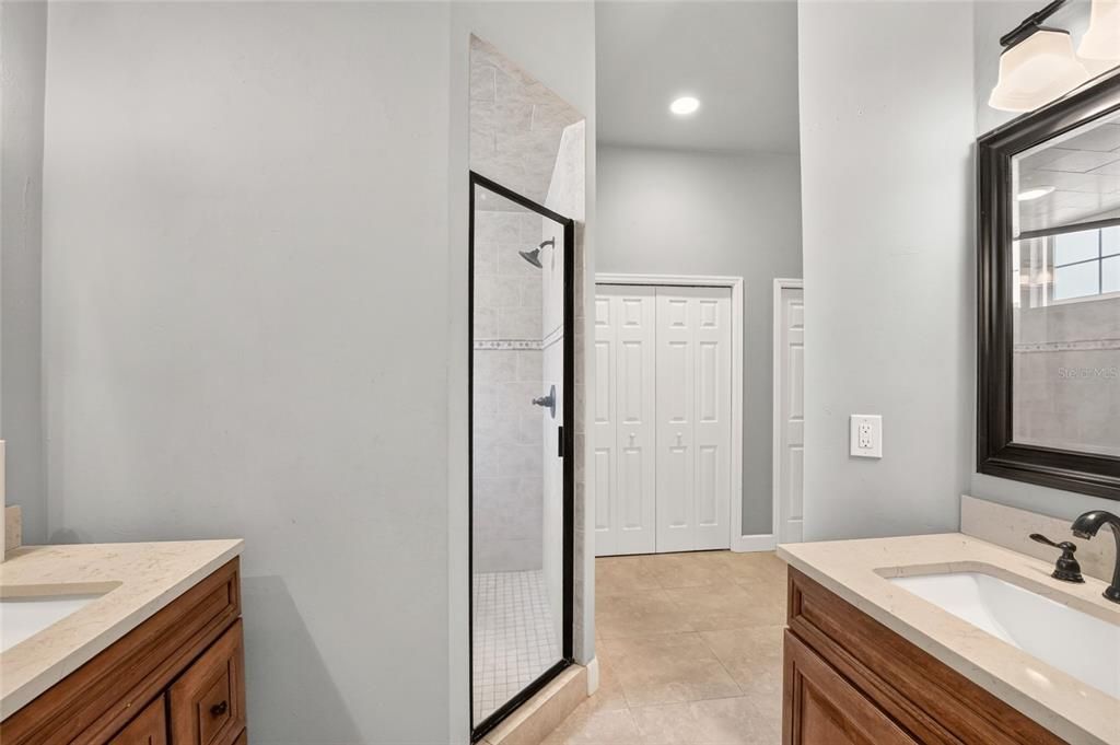 For Sale: $300,000 (3 beds, 2 baths, 1455 Square Feet)