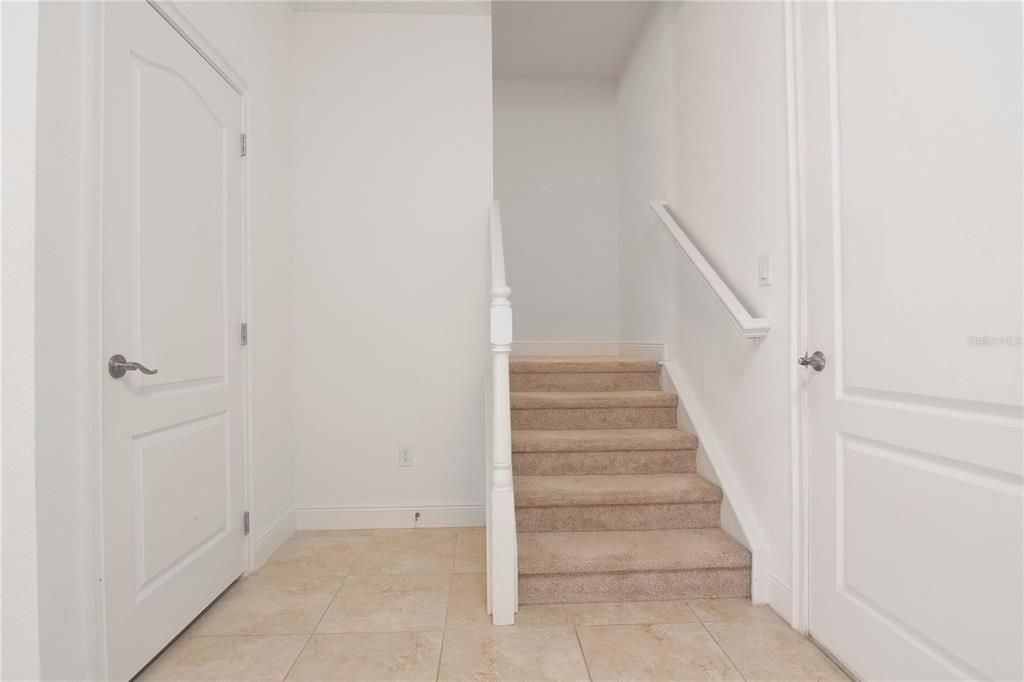For Rent: $2,300 (2 beds, 2 baths, 1346 Square Feet)