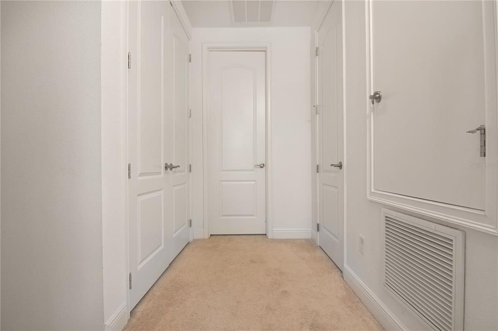 For Rent: $2,300 (2 beds, 2 baths, 1346 Square Feet)