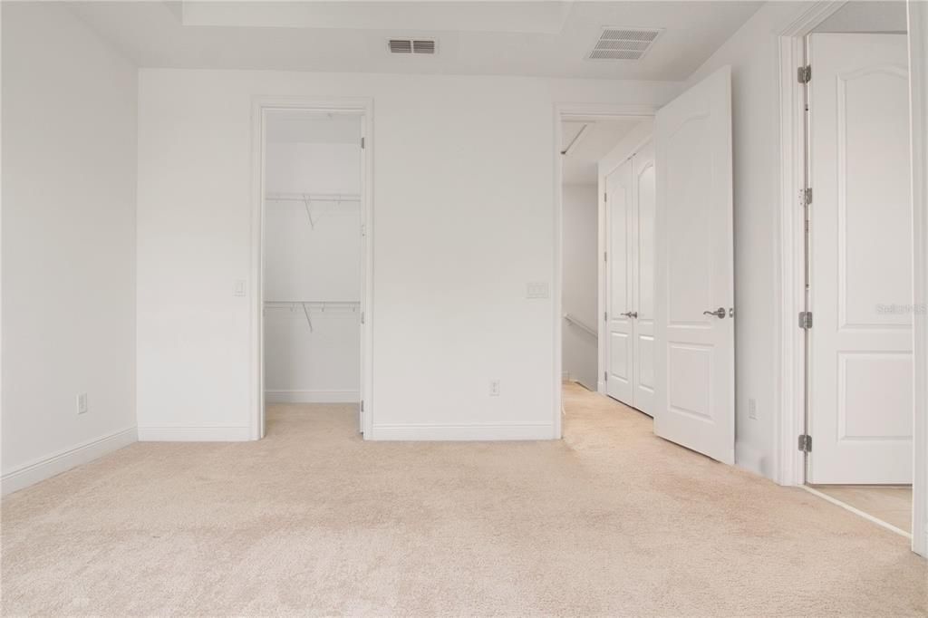 For Rent: $2,300 (2 beds, 2 baths, 1346 Square Feet)