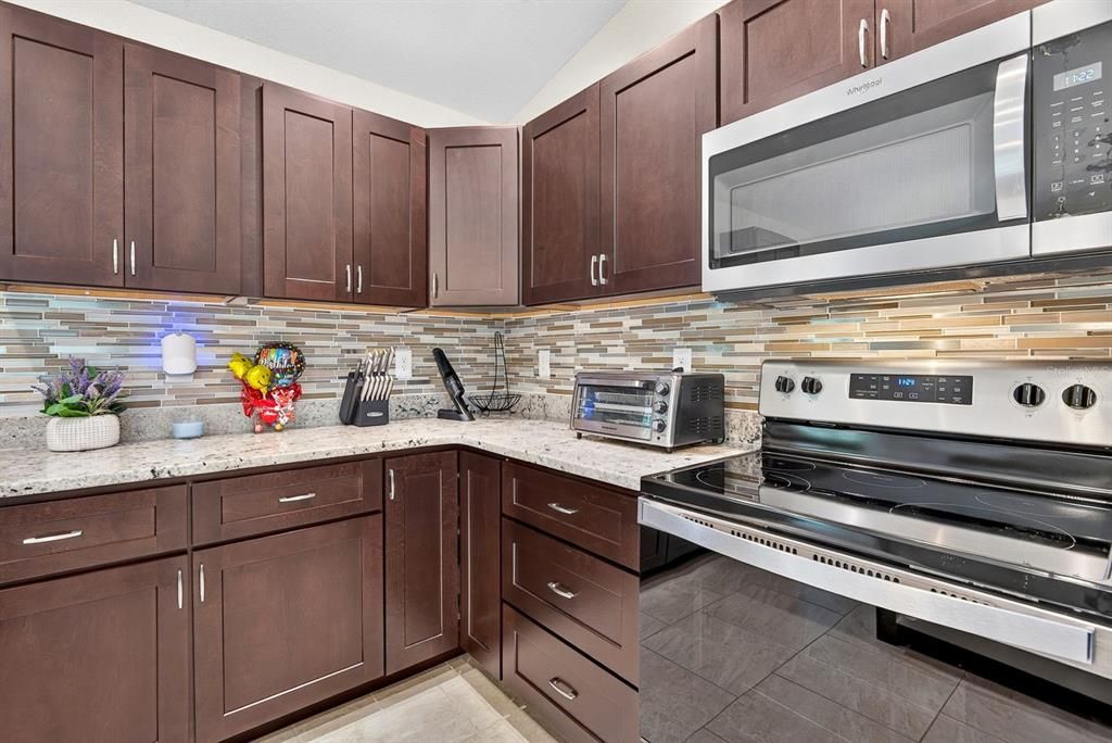 For Sale: $355,000 (3 beds, 2 baths, 1436 Square Feet)