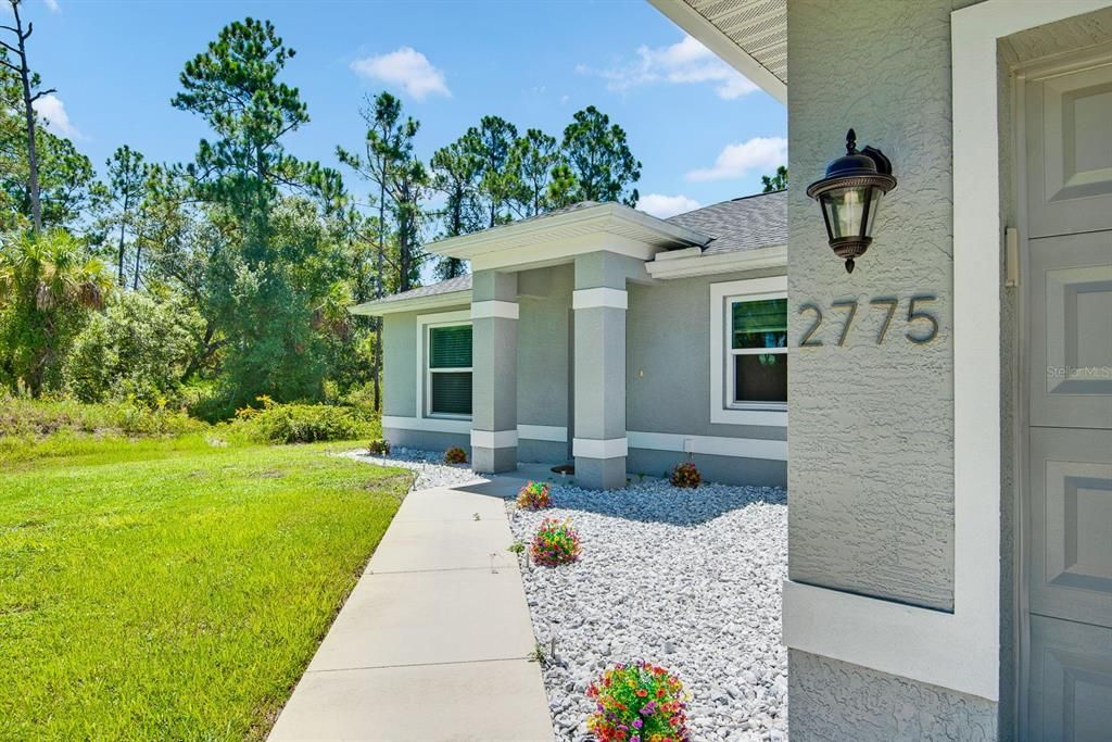 For Sale: $355,000 (3 beds, 2 baths, 1436 Square Feet)