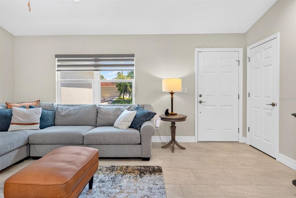 For Sale: $355,000 (3 beds, 2 baths, 1436 Square Feet)