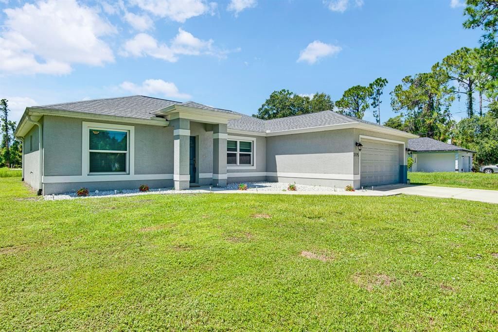 For Sale: $355,000 (3 beds, 2 baths, 1436 Square Feet)