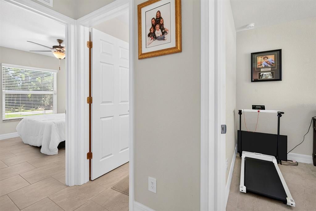 For Sale: $355,000 (3 beds, 2 baths, 1436 Square Feet)