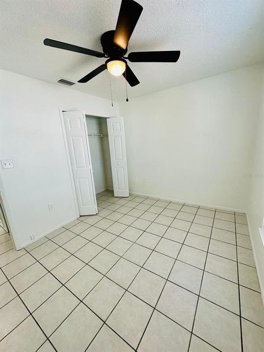 For Rent: $1,800 (3 beds, 2 baths, 1047 Square Feet)