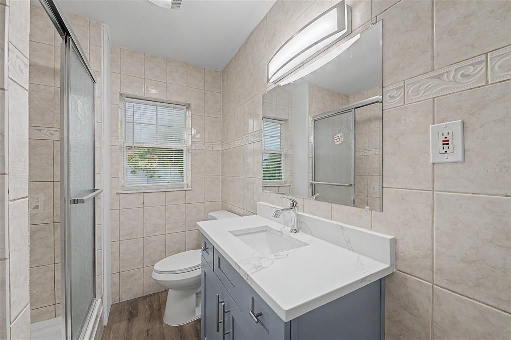 На продажу: $340,000 (3 спален, 1 ванн, 1516 Квадратных фут)