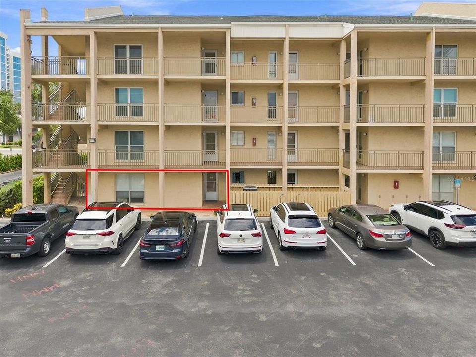 For Sale: $450,000 (2 beds, 2 baths, 991 Square Feet)