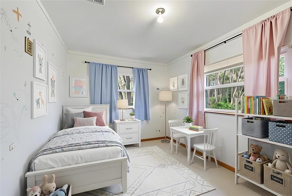 For Sale: $299,500 (2 beds, 1 baths, 1086 Square Feet)
