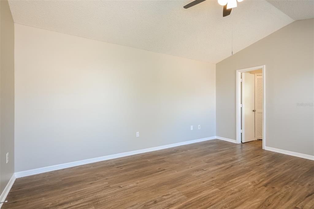 For Sale: $390,000 (3 beds, 2 baths, 1518 Square Feet)