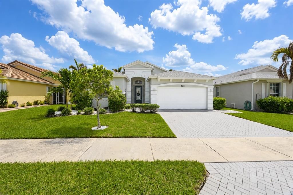 For Sale: $420,000 (3 beds, 2 baths, 1752 Square Feet)