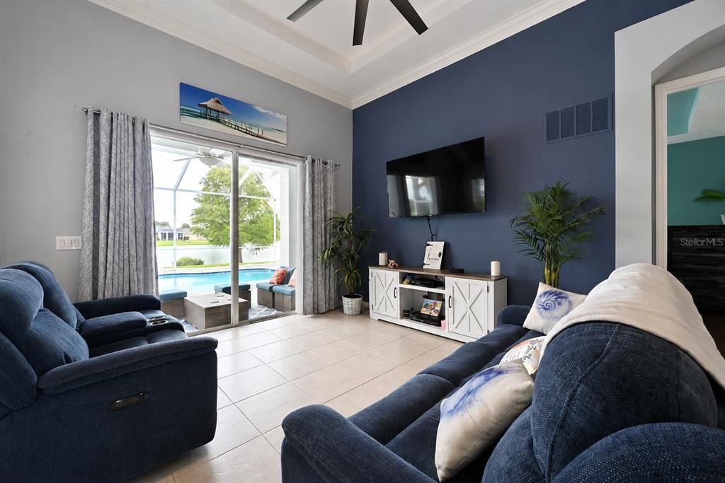 For Sale: $420,000 (3 beds, 2 baths, 1752 Square Feet)