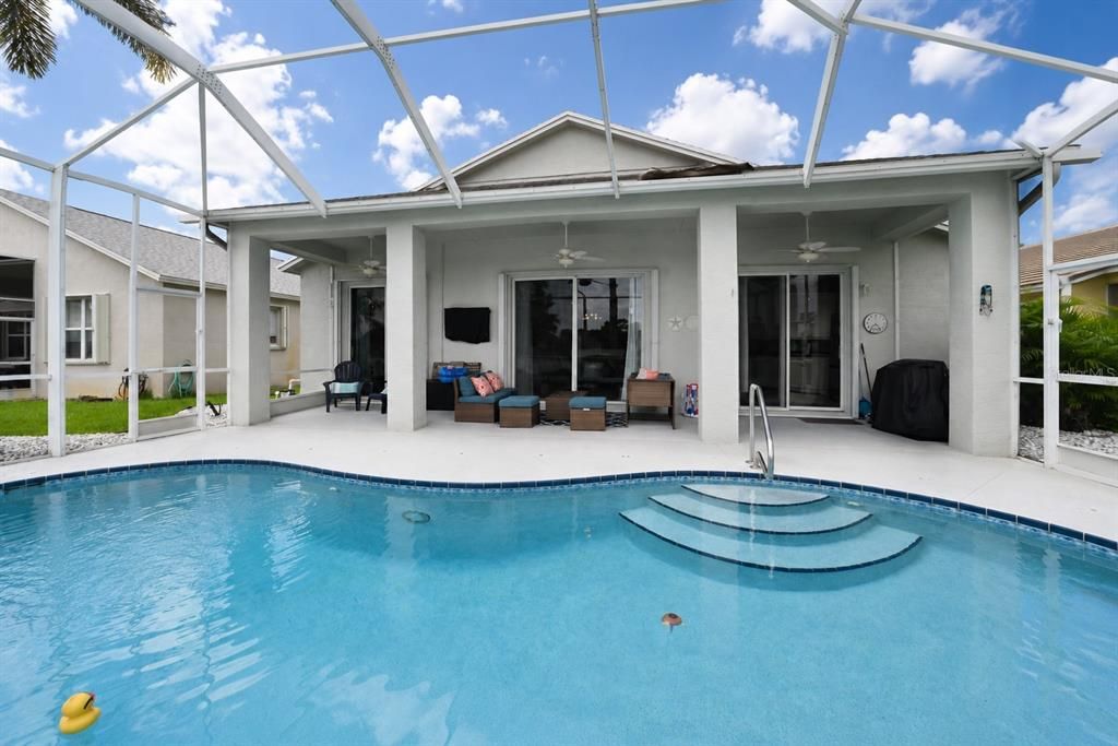 For Sale: $420,000 (3 beds, 2 baths, 1752 Square Feet)