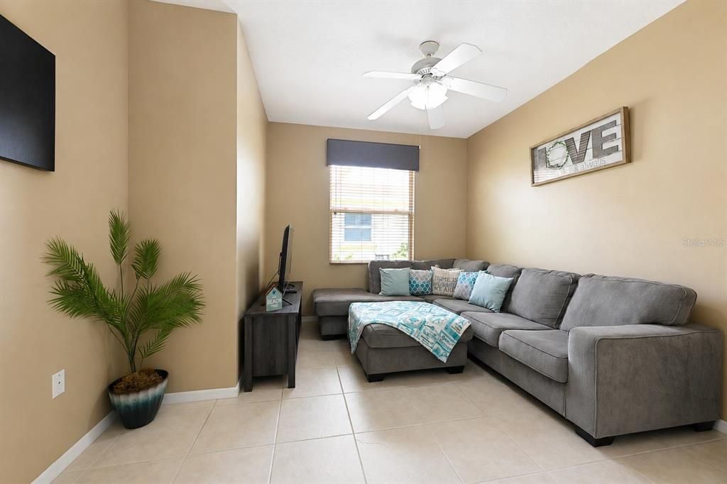 For Sale: $420,000 (3 beds, 2 baths, 1752 Square Feet)