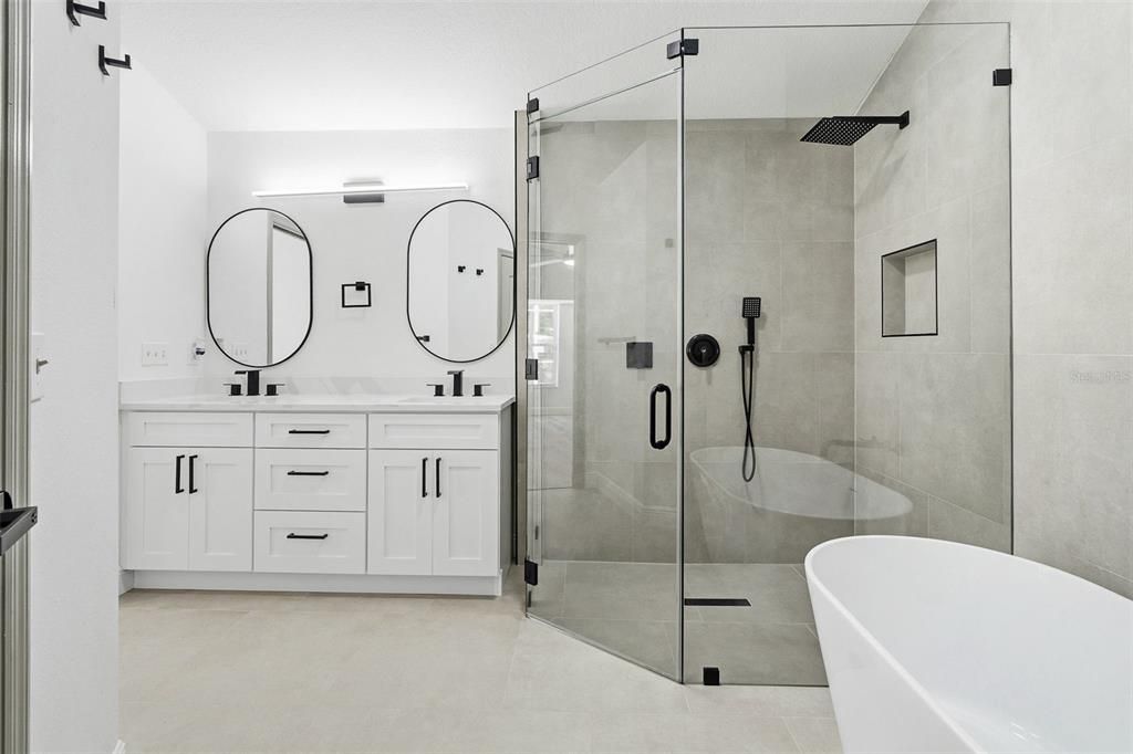 For Sale: $534,900 (3 beds, 2 baths, 1840 Square Feet)