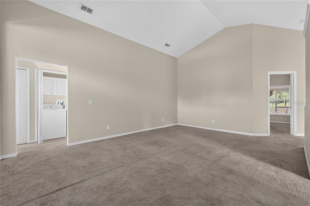 For Sale: $430,000 (3 beds, 2 baths, 1598 Square Feet)