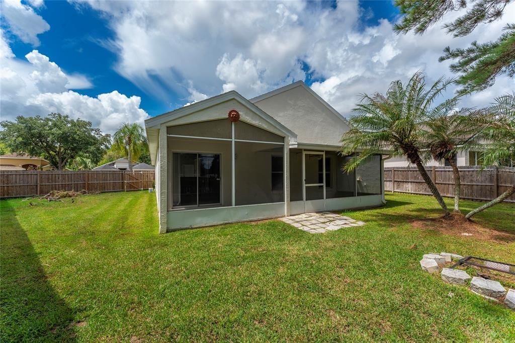 For Sale: $430,000 (3 beds, 2 baths, 1598 Square Feet)