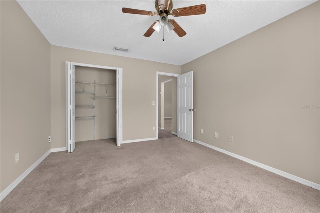 For Sale: $430,000 (3 beds, 2 baths, 1598 Square Feet)