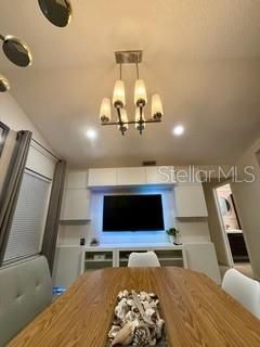 For Rent: $3,500 (3 beds, 2 baths, 1672 Square Feet)