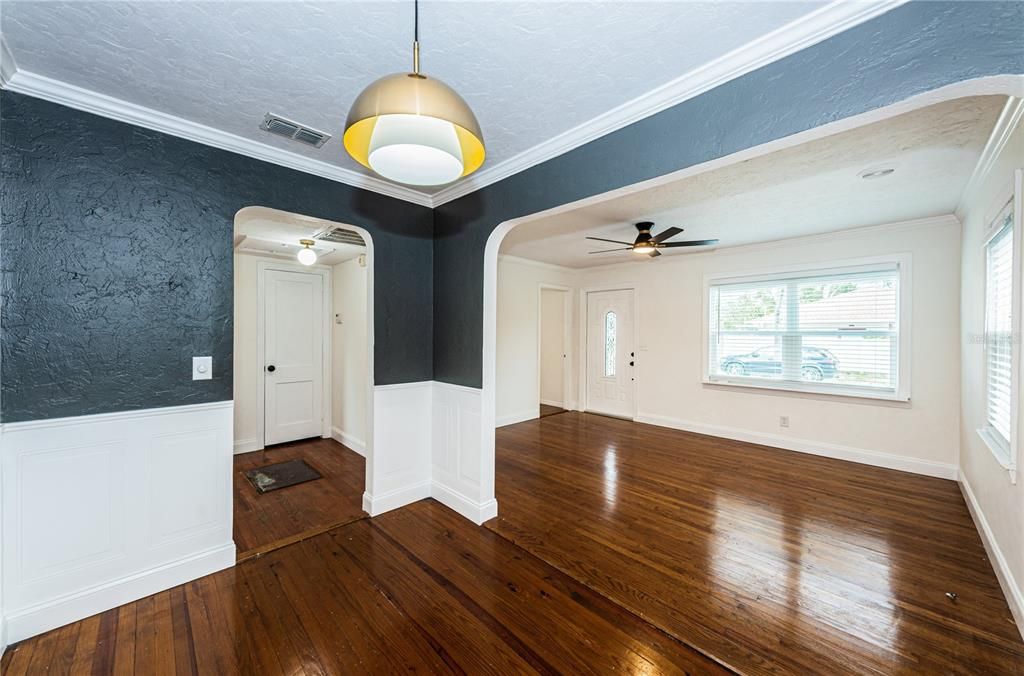 En Venta: $319,000 (2 camas, 2 baños, 1136 Pies cuadrados)