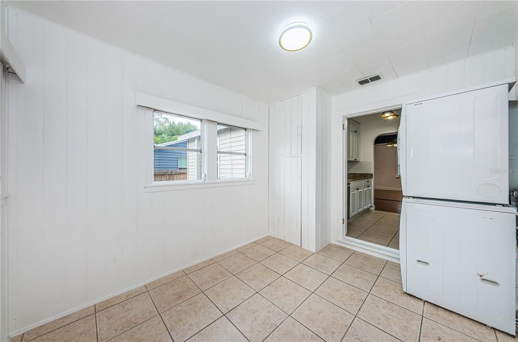 En Venta: $319,000 (2 camas, 2 baños, 1136 Pies cuadrados)