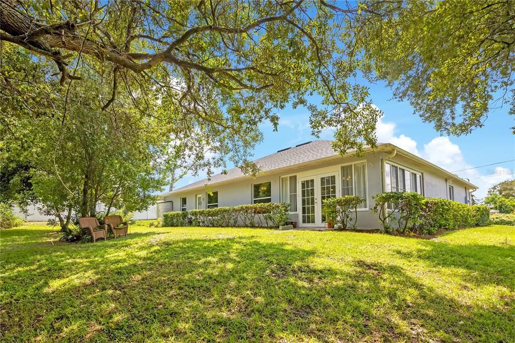 For Sale: $350,000 (4 beds, 2 baths, 2332 Square Feet)