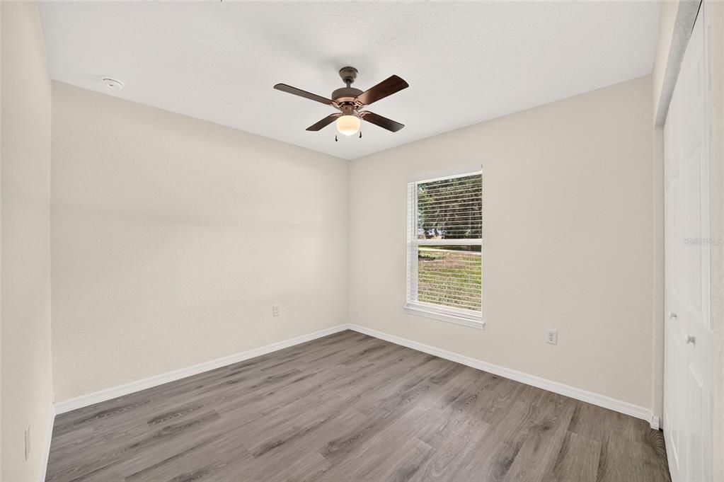 For Sale: $259,900 (3 beds, 2 baths, 1304 Square Feet)