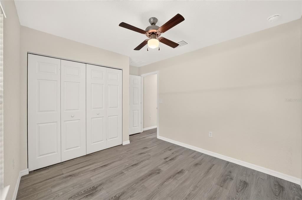 For Sale: $259,900 (3 beds, 2 baths, 1304 Square Feet)