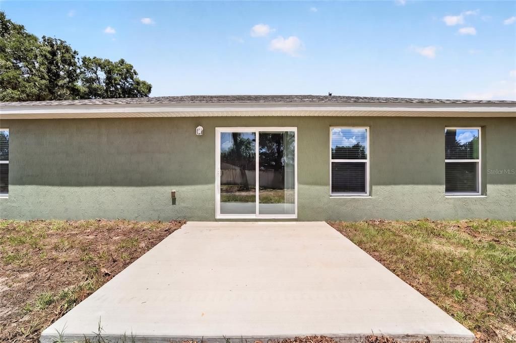 For Sale: $259,900 (3 beds, 2 baths, 1304 Square Feet)