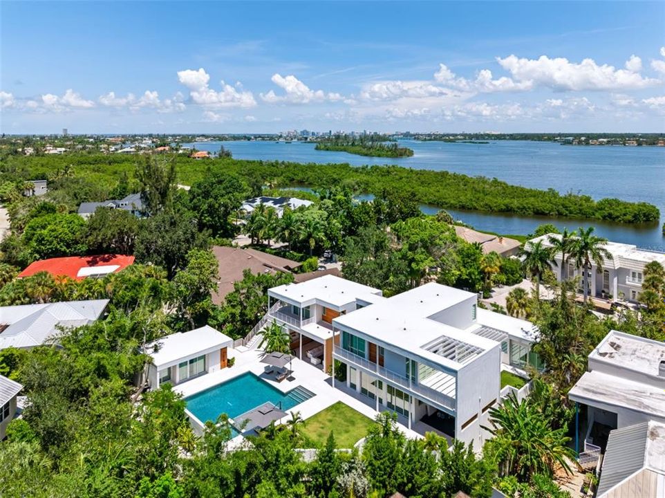 For Sale: $6,300,000 (5 beds, 4 baths, 4841 Square Feet)