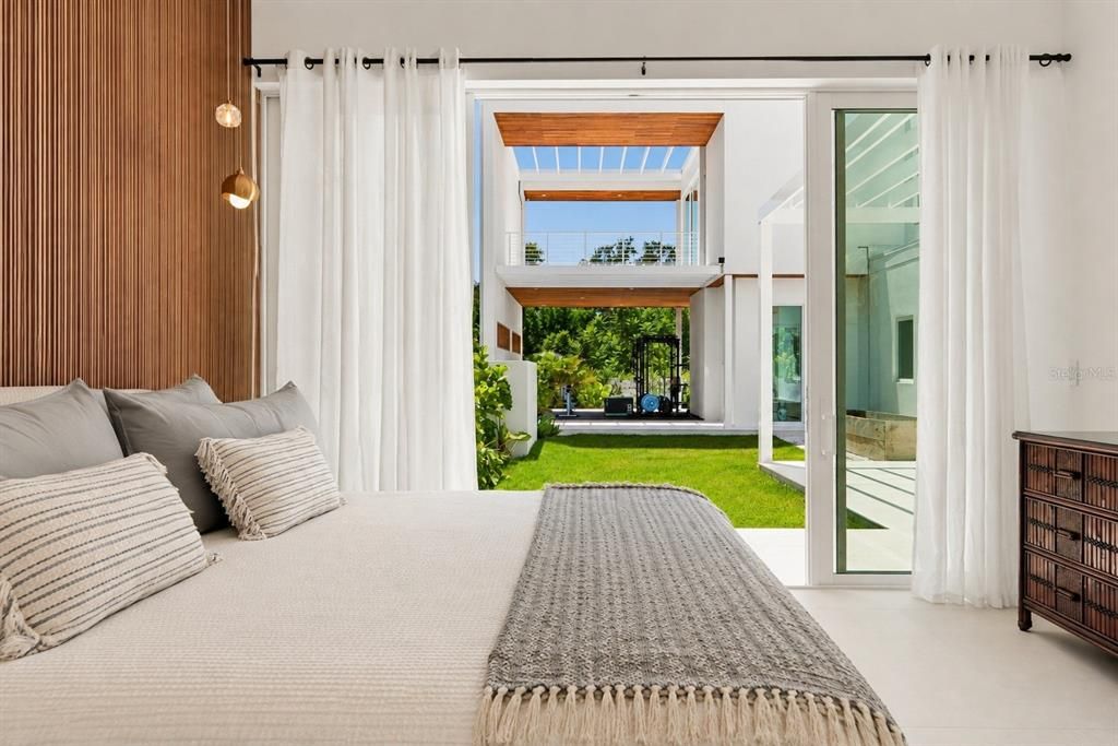 For Sale: $6,300,000 (5 beds, 4 baths, 4841 Square Feet)