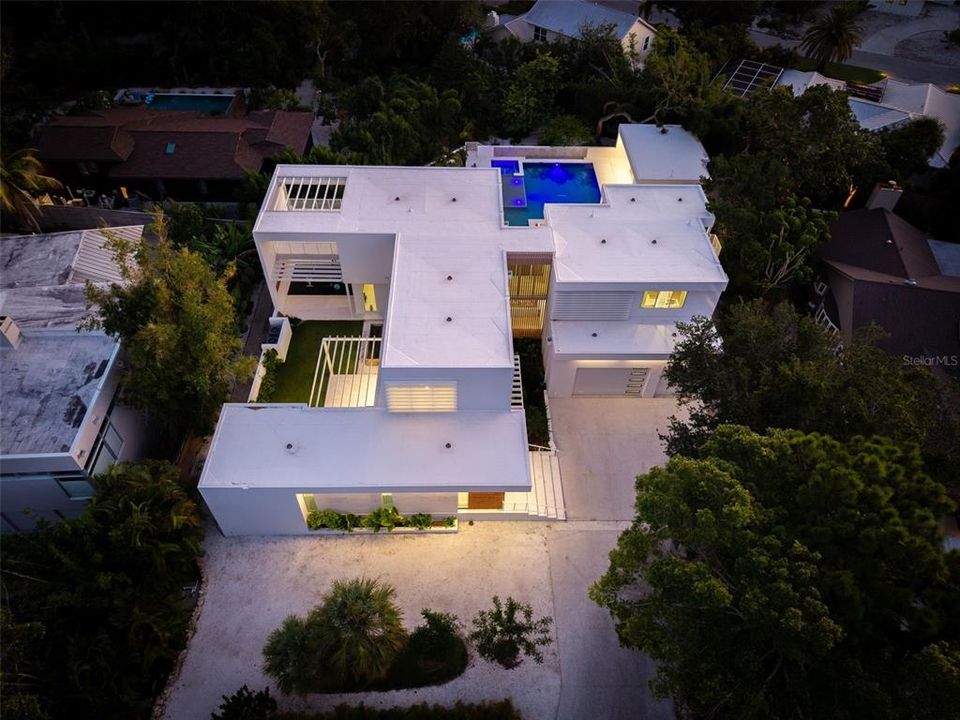 For Sale: $6,300,000 (5 beds, 4 baths, 4841 Square Feet)