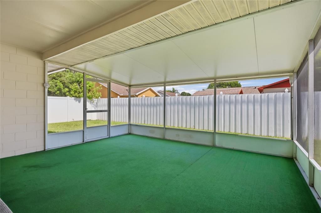 For Sale: $327,000 (3 beds, 2 baths, 1656 Square Feet)