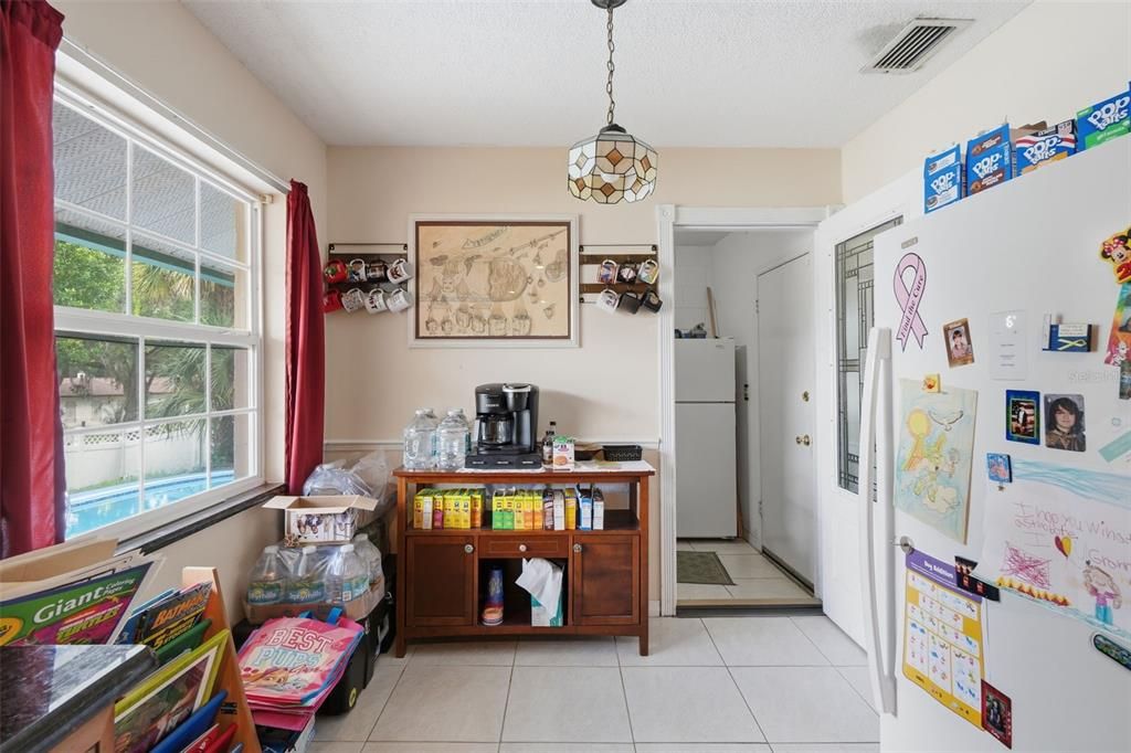 For Sale: $439,999 (3 beds, 2 baths, 1956 Square Feet)