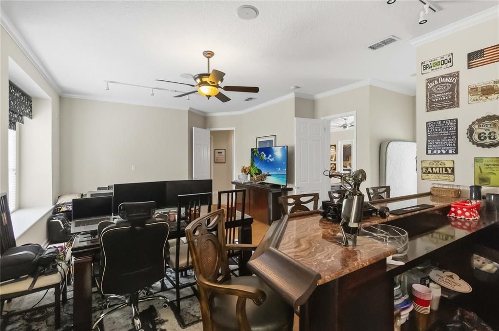 For Sale: $1,100,000 (4 beds, 3 baths, 3411 Square Feet)